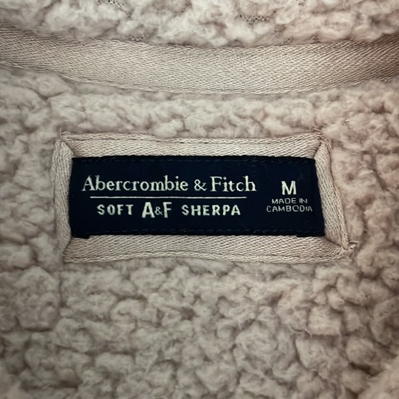 Abercrombie & Fitch Soft AF Sherpa - Full Zip - Picture 2 of 4